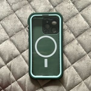 LifeProof Fre Otterbox for iPhone 14 Pro